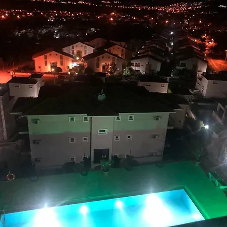 Didim Beach Penthouse Panoramic Ocean View アパート
